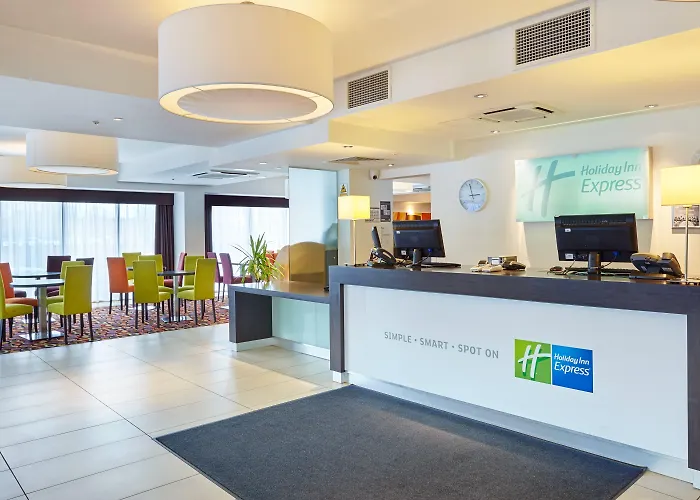 Holiday Inn Express Birmingham South A45, An Ihg Hotel