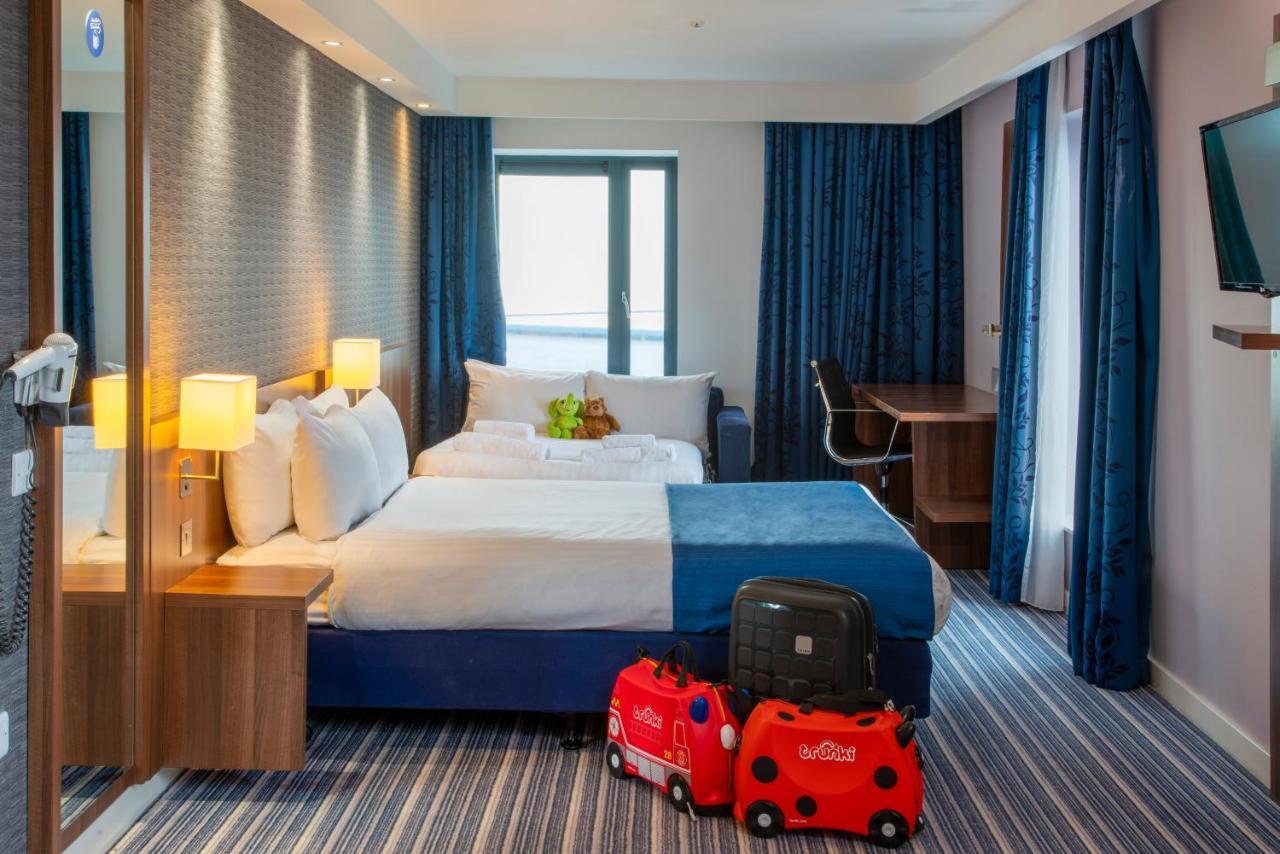 Express South A45, An Ihg Hotel 3*