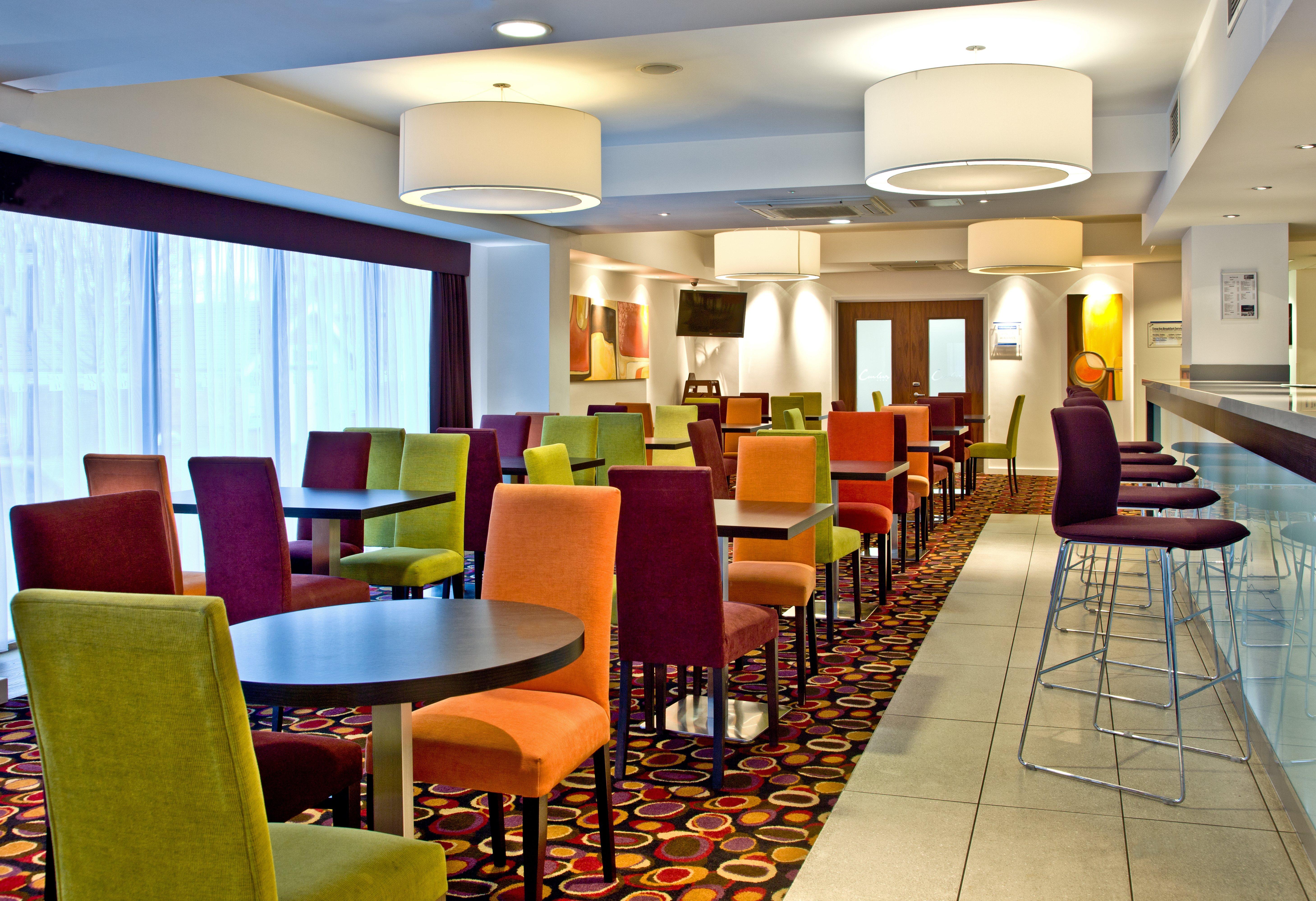 Hotel Express South A45, An Ihg 3*